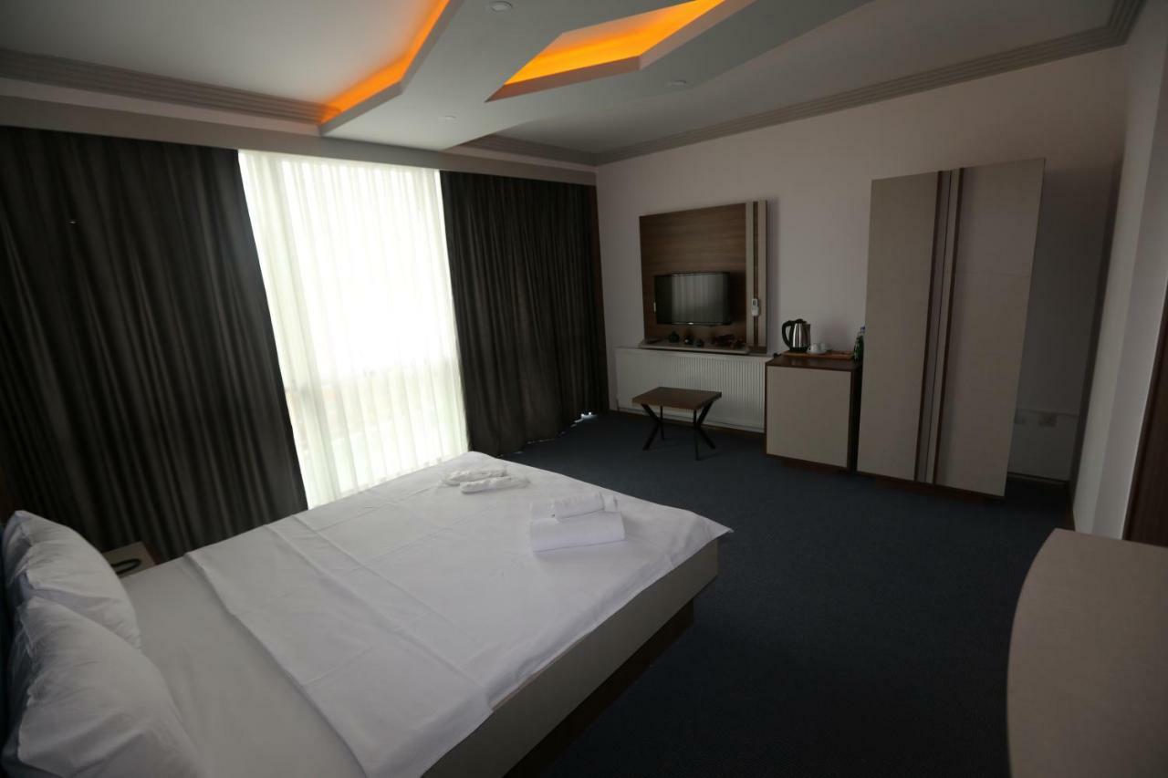 Tevetoglu Hotel Istanbul Exterior photo